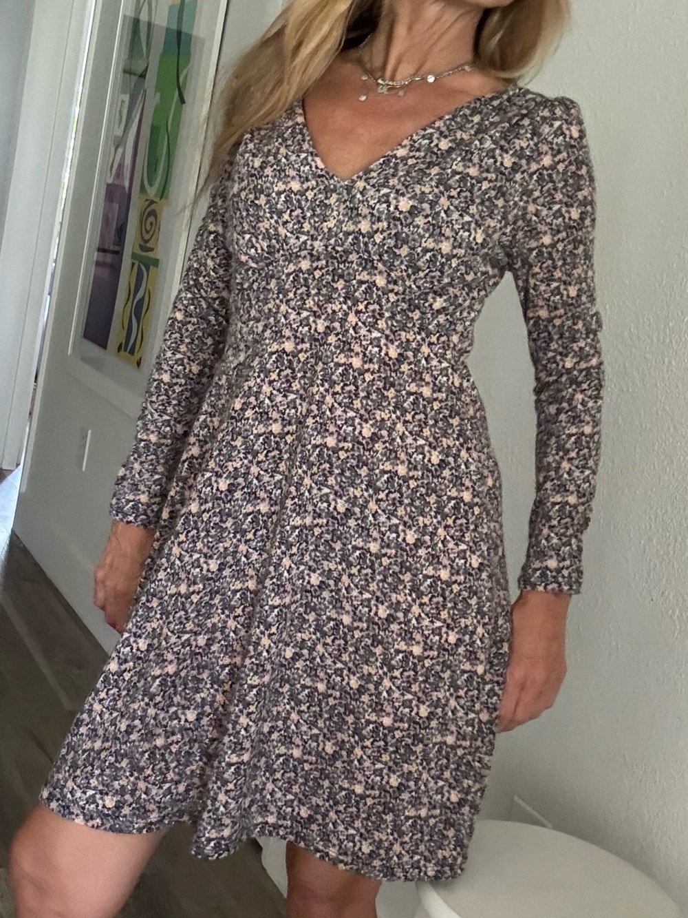 Gilli Floral Mini Sweater Dress in Lavender and Cream S